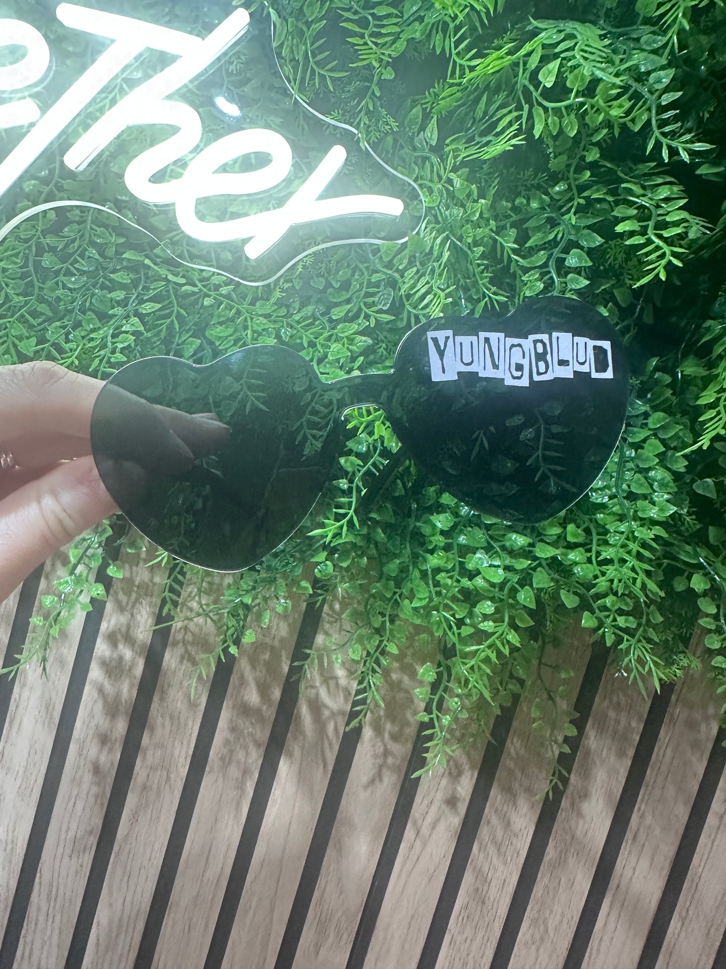YB glasses